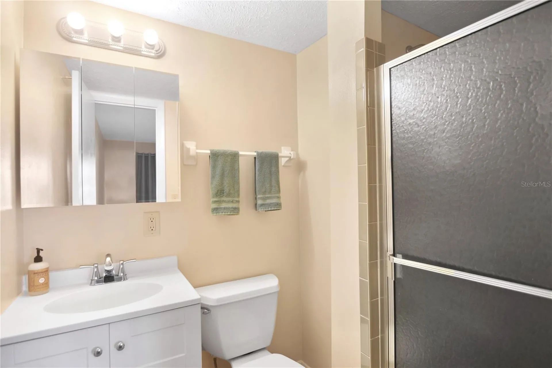 1867 Restful Drive Bradenton FL 34207