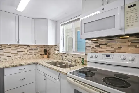 1867 Restful Drive Bradenton FL 34207