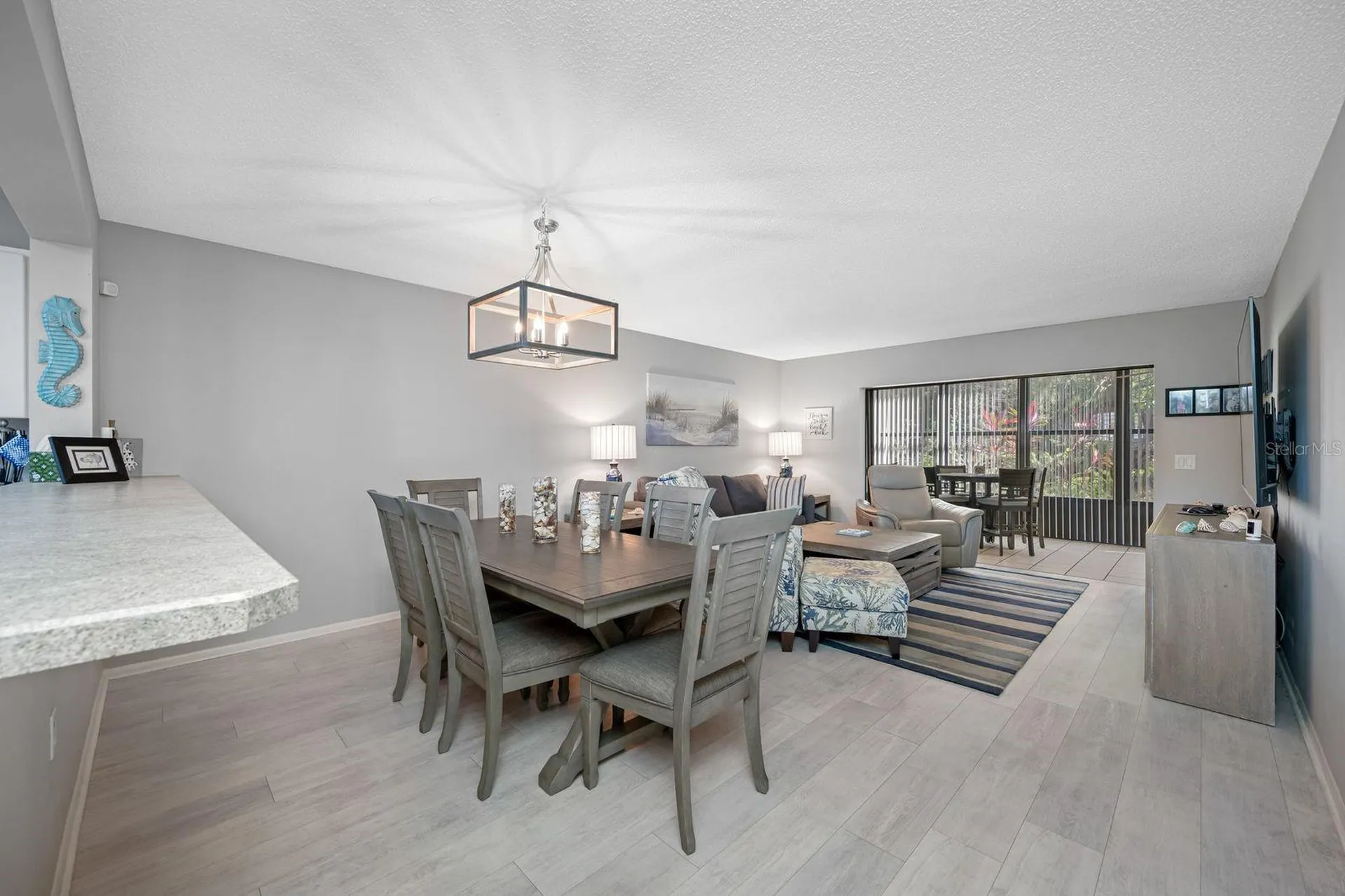 703 Oakview Drive Bradenton FL 34210