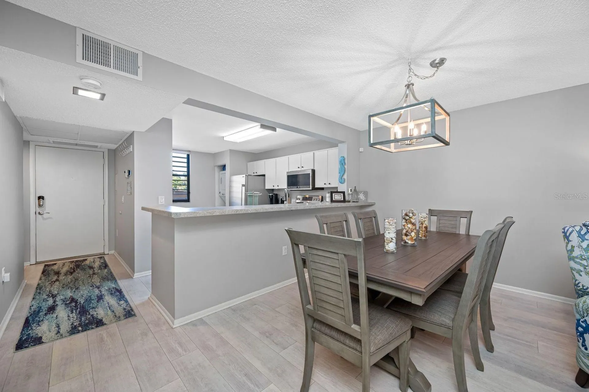 703 Oakview Drive Bradenton FL 34210