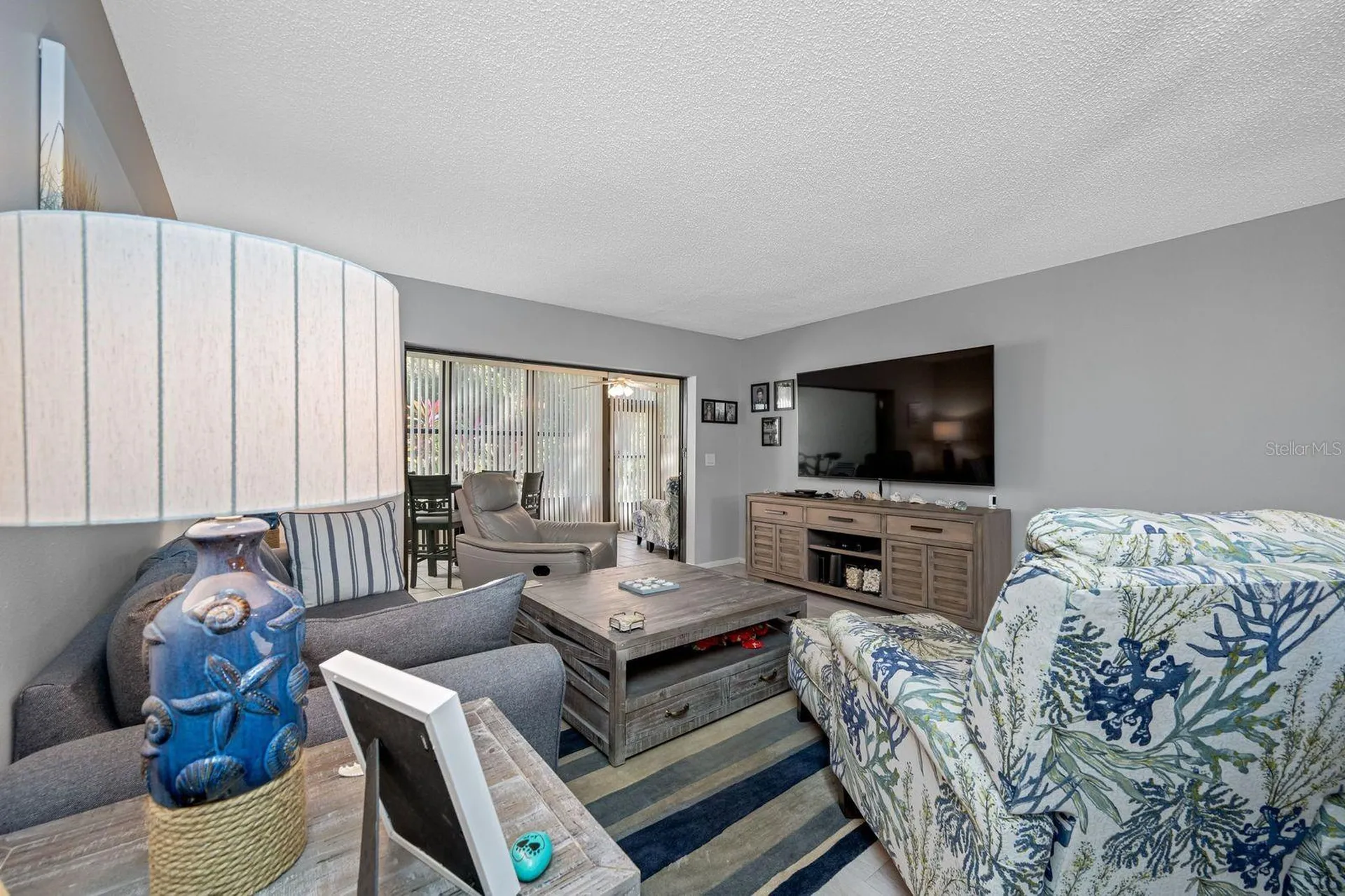 703 Oakview Drive Bradenton FL 34210