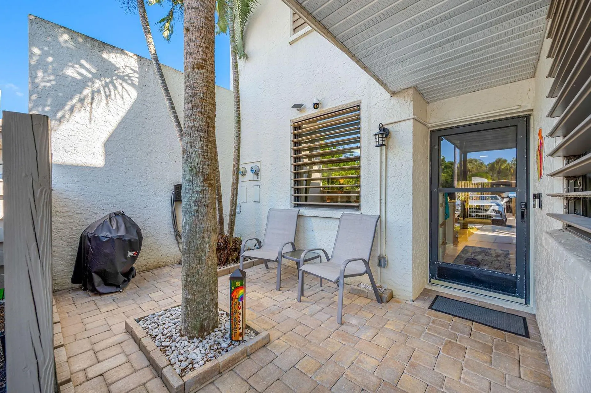703 Oakview Drive Bradenton FL 34210