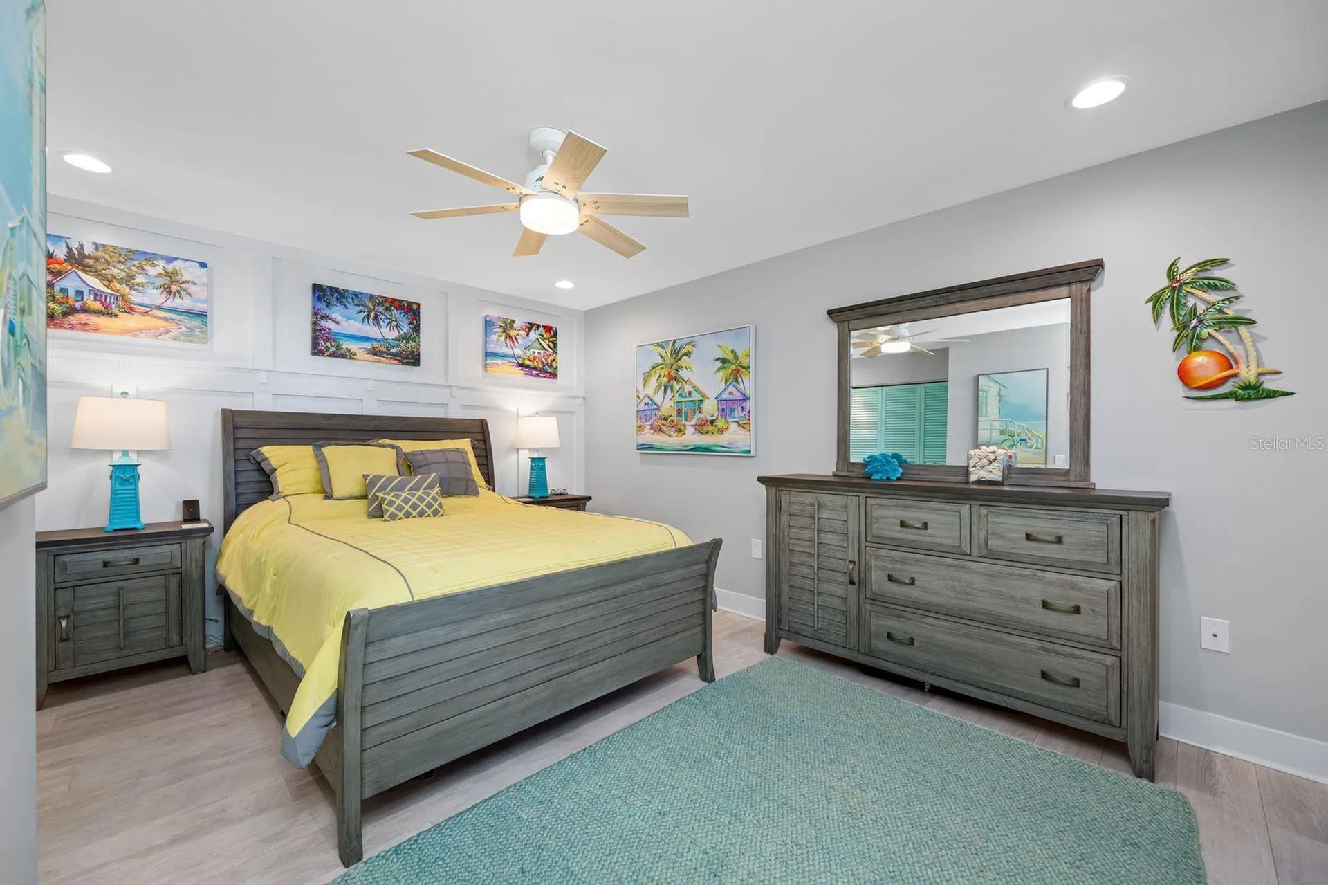 703 Oakview Drive Bradenton FL 34210