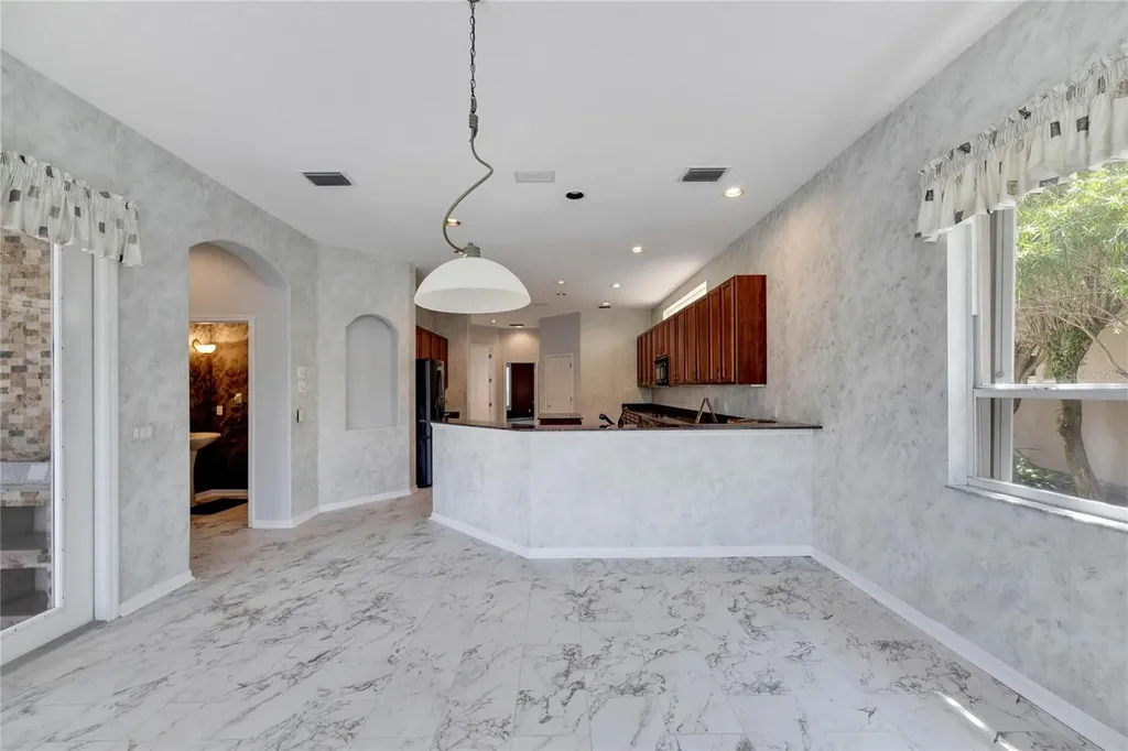17904 Cachet Isle Drive Tampa FL 33647