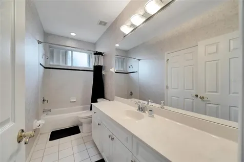 17904 Cachet Isle Drive Tampa FL 33647