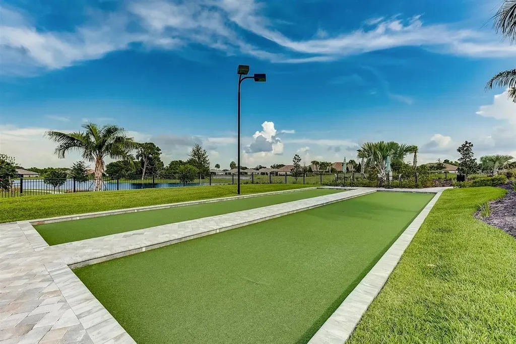 5335 Rushmere Court Palmetto FL 34221