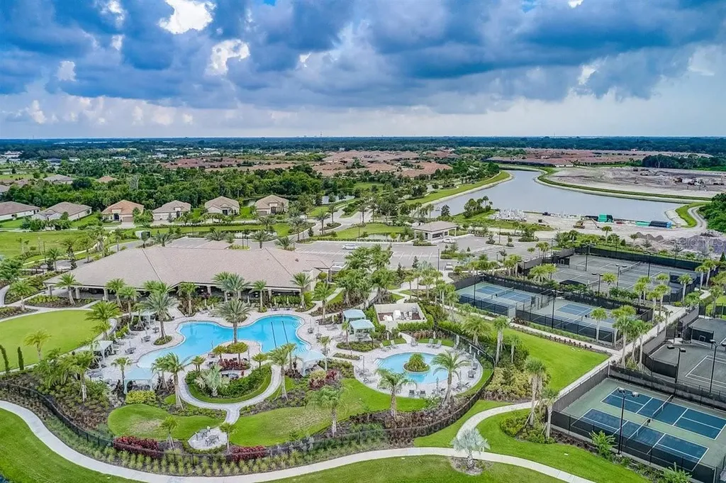 5335 Rushmere Court Palmetto FL 34221