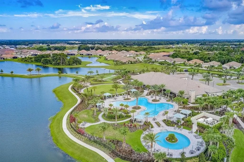 5335 Rushmere Court Palmetto FL 34221