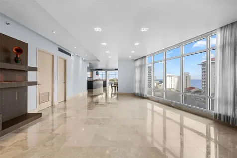 1052 Ashford Avenue San Juan PR 00907