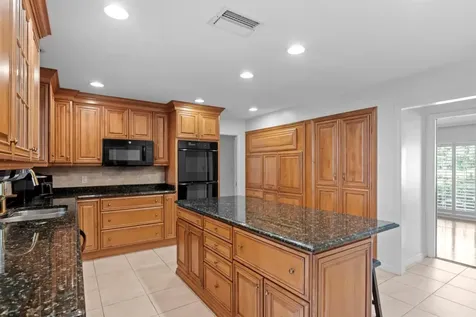 4410 W Clear Avenue Tampa FL 33629