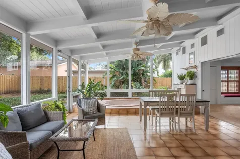 4410 W Clear Avenue Tampa FL 33629