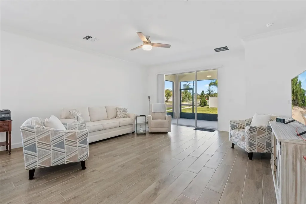 5524 Little Path Drive Wimauma FL 33598