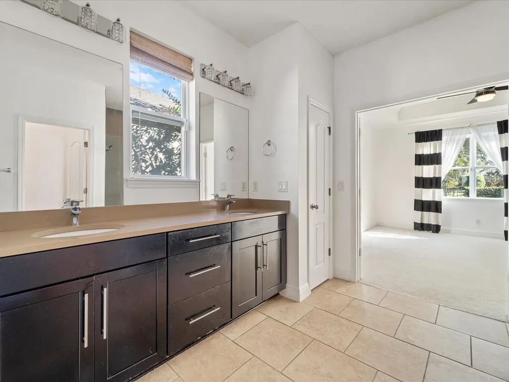 805 Molly Sarasota FL 34232