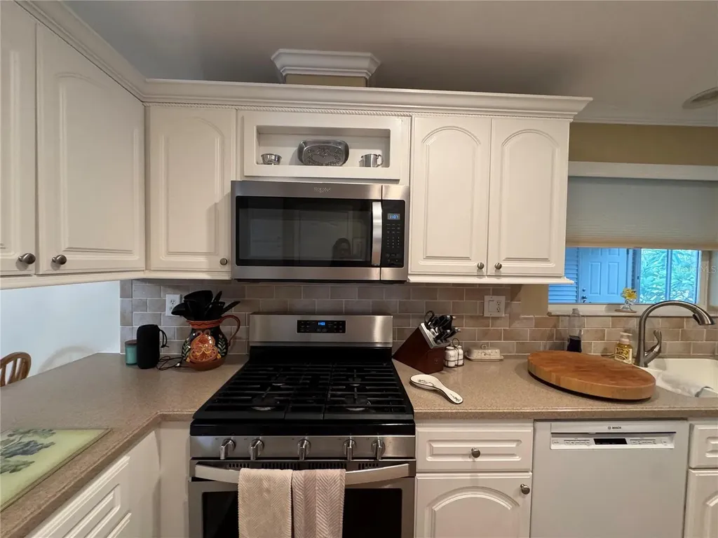 340 Fairway Boulevard Frostproof FL 33843