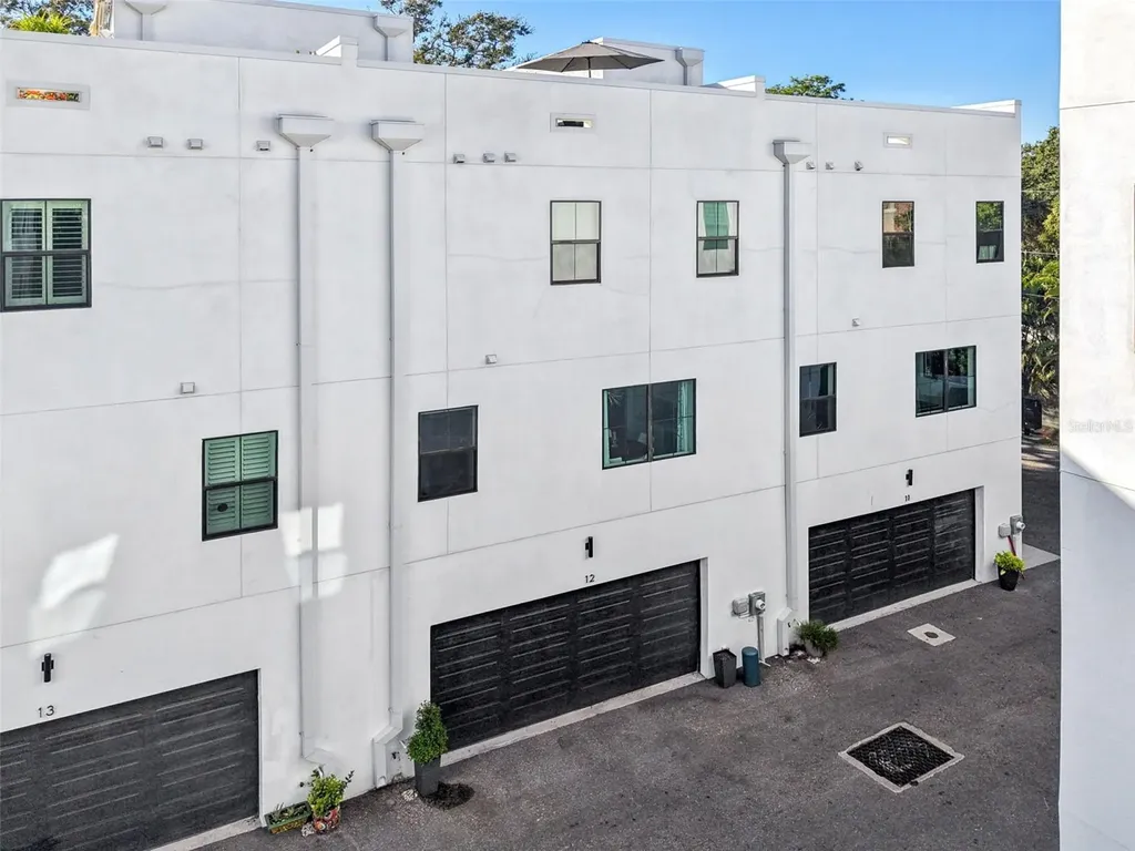 2851 W Gandy Boulevard Tampa FL 33611