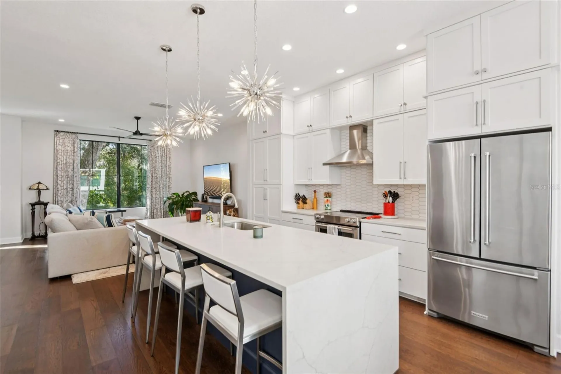 2851 W Gandy Boulevard Tampa FL 33611
