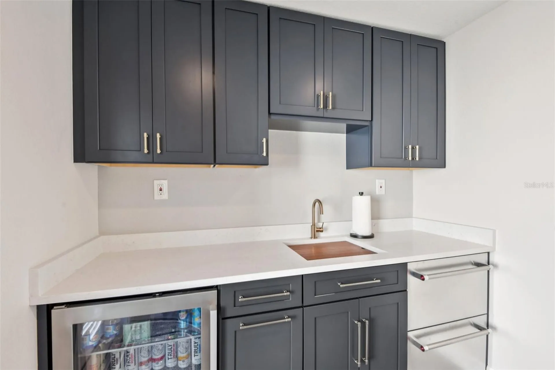 2851 W Gandy Boulevard Tampa FL 33611