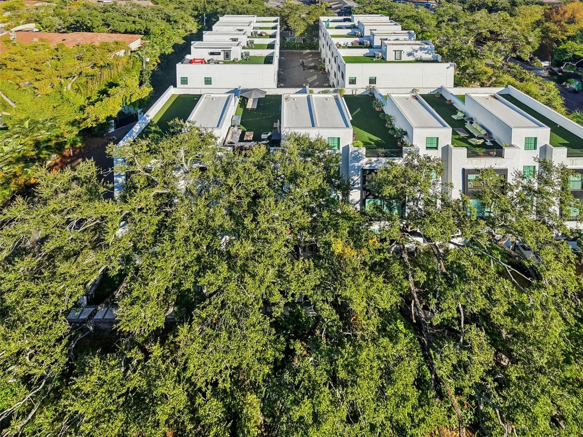 2851 W Gandy Boulevard Tampa FL 33611