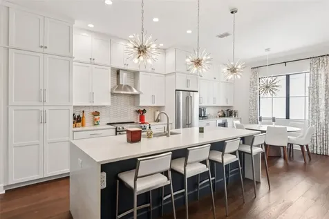 2851 W Gandy Boulevard Tampa FL 33611