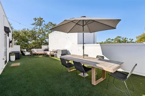 2851 W Gandy Boulevard Tampa FL 33611