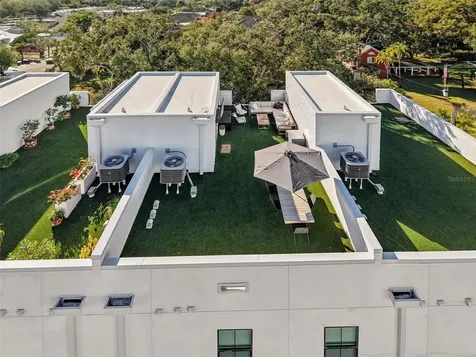 2851 W Gandy Boulevard Tampa FL 33611