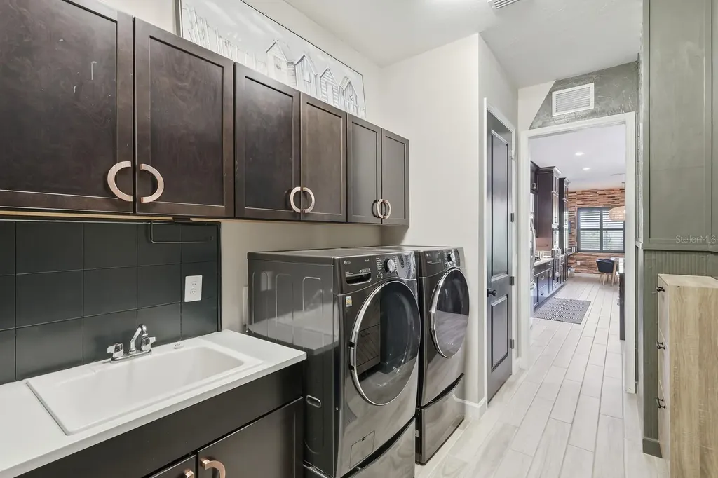 16113 Tradewind Terrace Lakewood Ranch FL 34211
