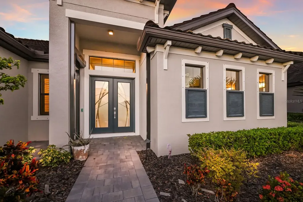 16113 Tradewind Terrace Lakewood Ranch FL 34211