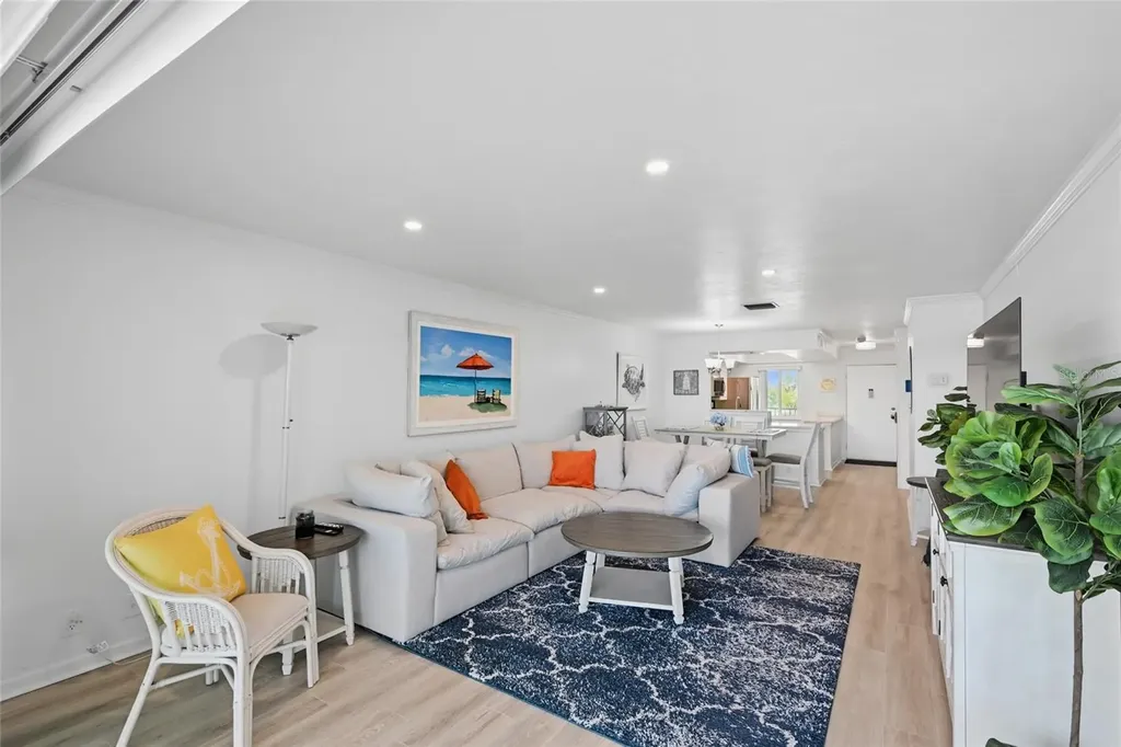 8977 Midnight Pass Road Sarasota FL 34242