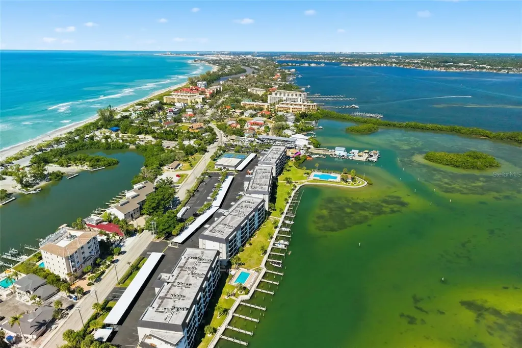8977 Midnight Pass Road Sarasota FL 34242