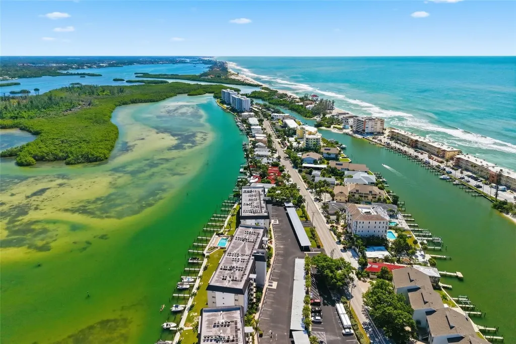 8977 Midnight Pass Road Sarasota FL 34242