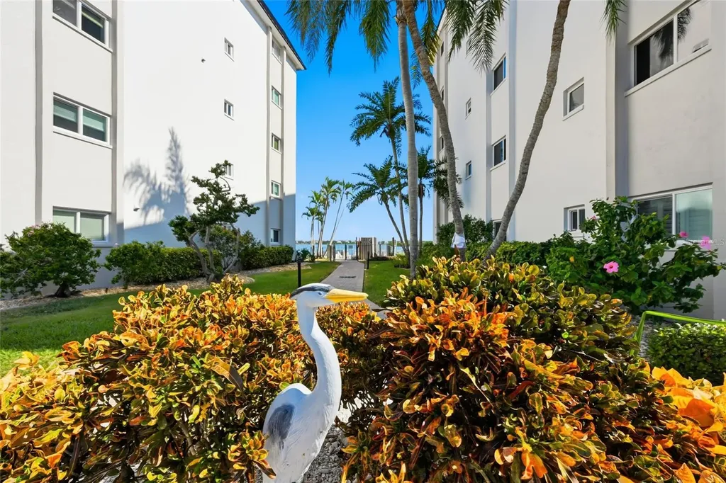 8977 Midnight Pass Road Sarasota FL 34242