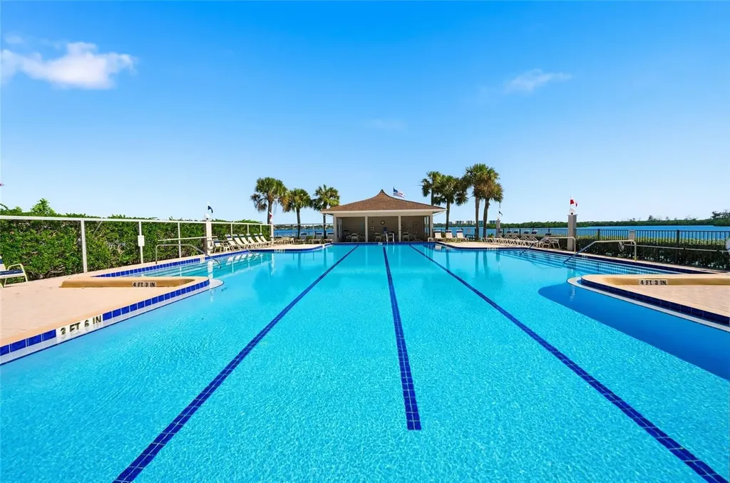 8977 Midnight Pass Road Sarasota FL 34242