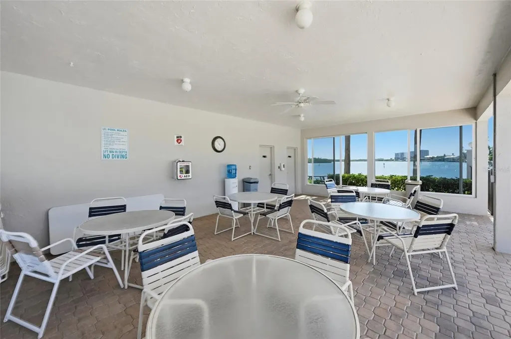 8977 Midnight Pass Road Sarasota FL 34242