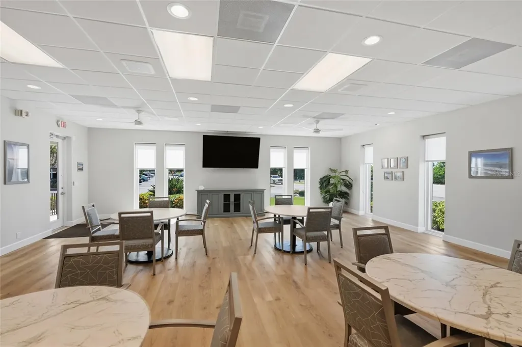 8977 Midnight Pass Road Sarasota FL 34242