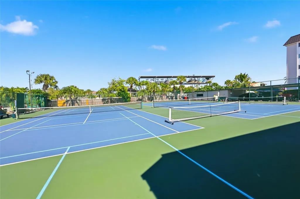 8977 Midnight Pass Road Sarasota FL 34242