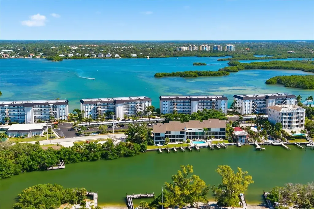 8977 Midnight Pass Road Sarasota FL 34242