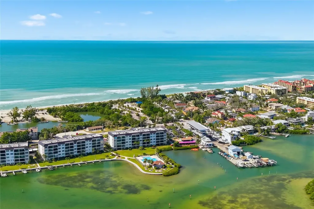 8977 Midnight Pass Road Sarasota FL 34242