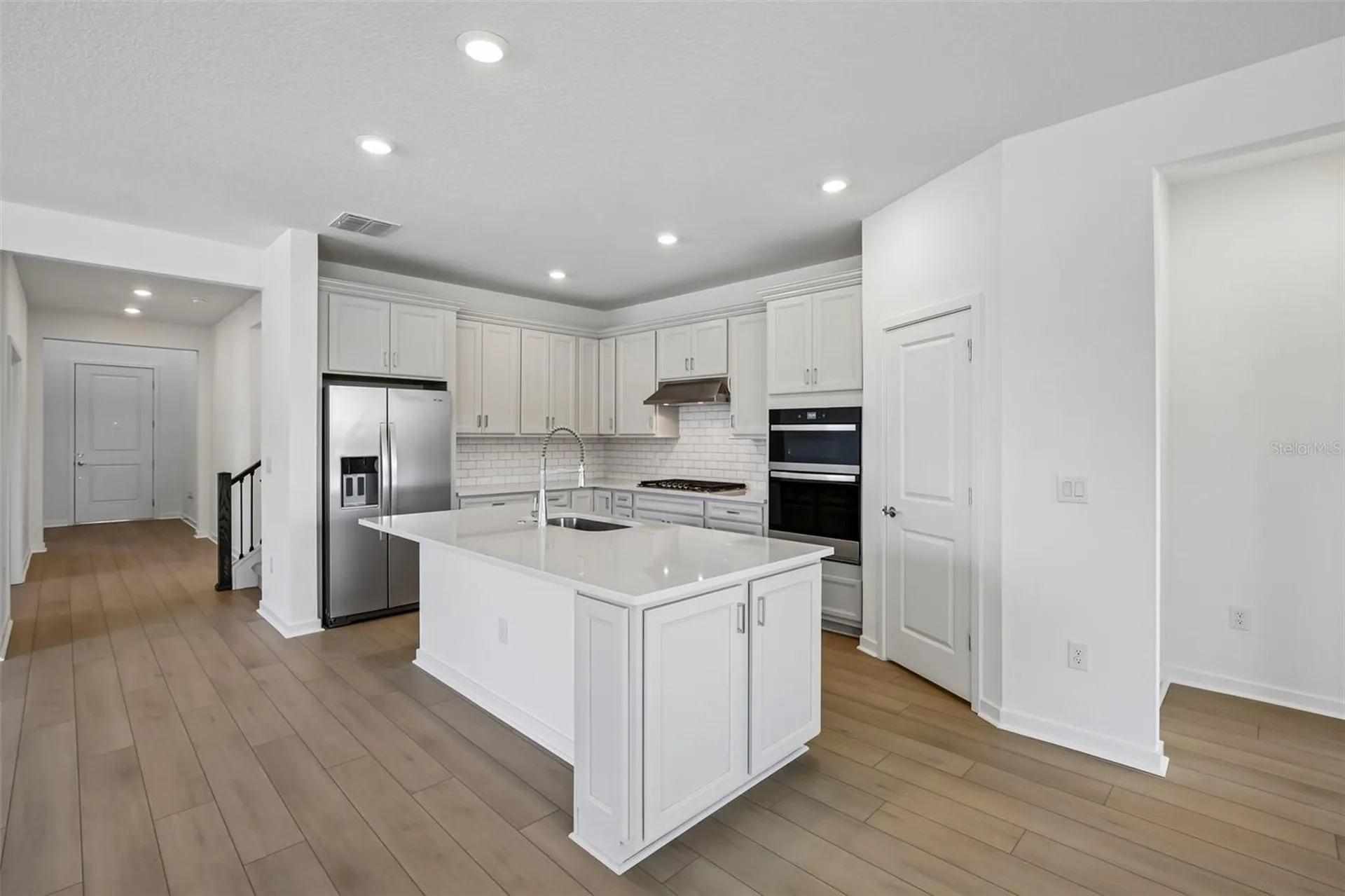 9932 Redwood Ridge Avenue Riverview FL 33578