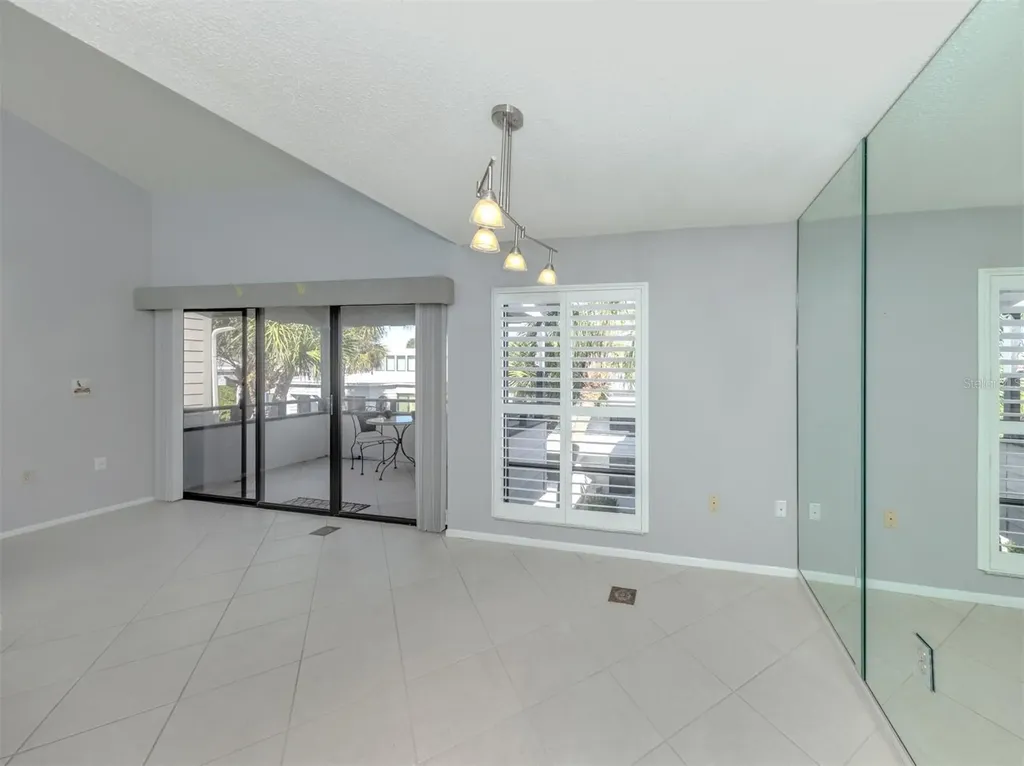 1555 Tarpon Center Drive Venice FL 34285
