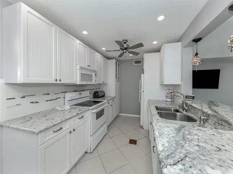 1555 Tarpon Center Drive Venice FL 34285