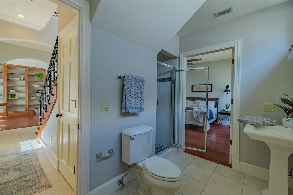4605 W Vasconia Street Tampa FL 33629