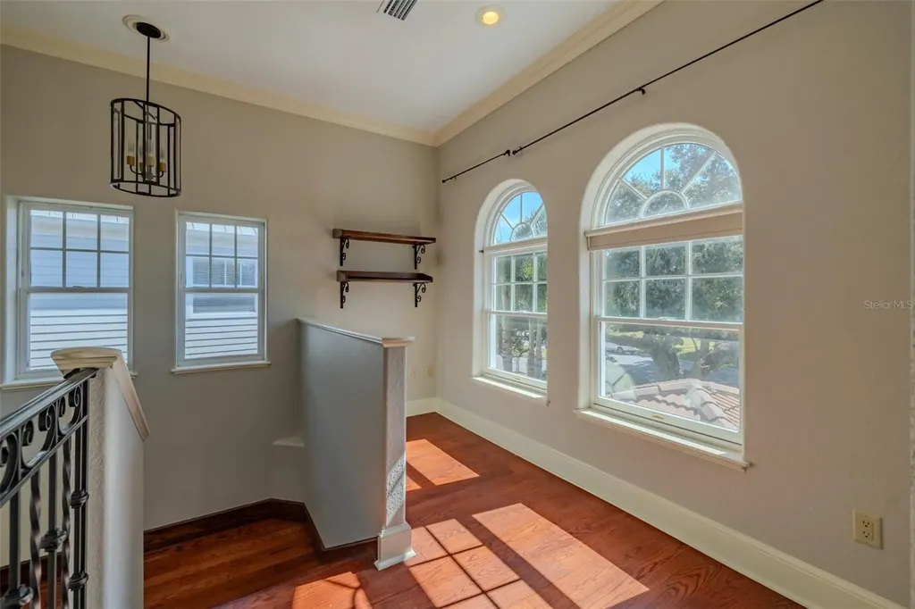4605 W Vasconia Street Tampa FL 33629