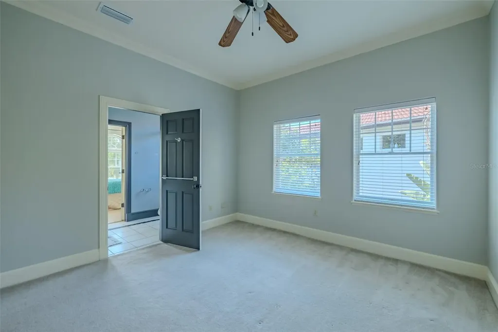 4605 W Vasconia Street Tampa FL 33629