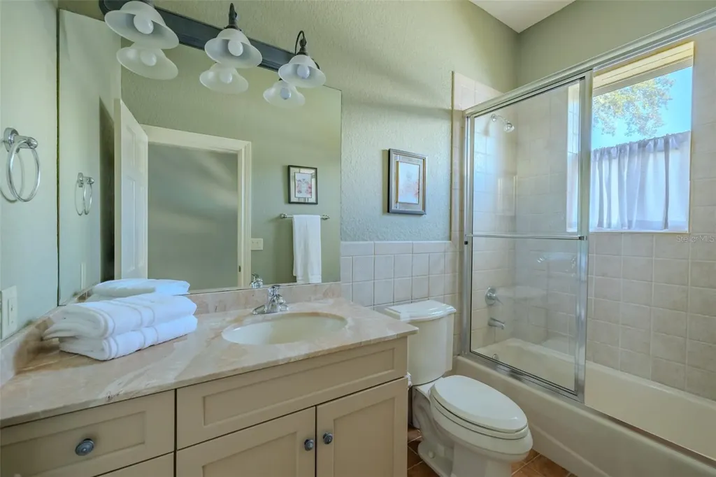 4605 W Vasconia Street Tampa FL 33629