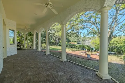 4605 W Vasconia Street Tampa FL 33629