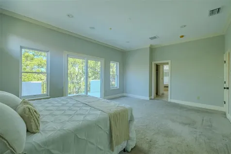 4605 W Vasconia Street Tampa FL 33629