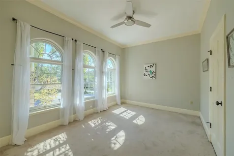 4605 W Vasconia Street Tampa FL 33629