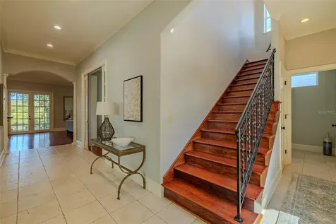 4605 W Vasconia Street Tampa FL 33629