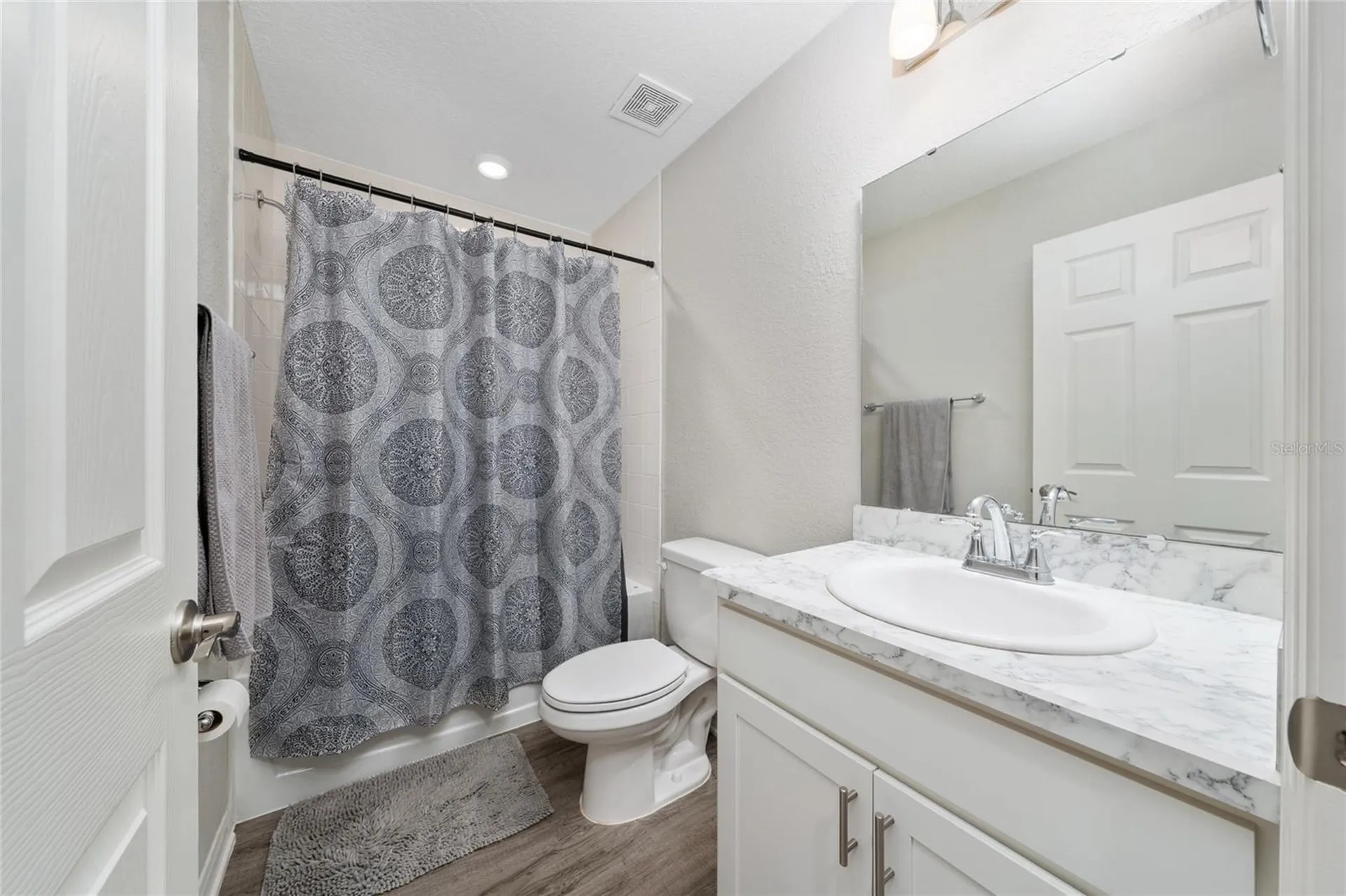 419 Lily Lane Davenport FL 33837