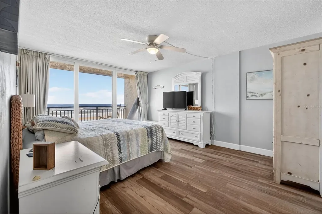 4139 S Atlantic Avenue S New Smyrna Beach FL 32169